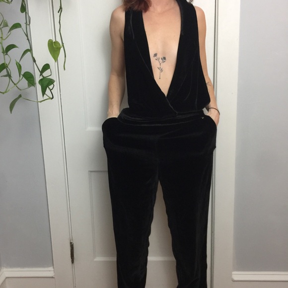 NWT HARLYN Anthro Velvet Sleeveless Jumpsuit - Picture 8 of 8